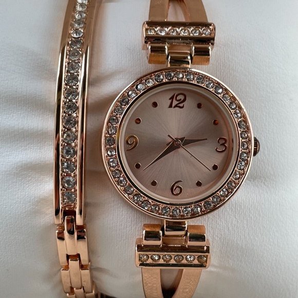 FMD Women Wristwatch Rose Gold Tone Quartz Watch W/ Bracelet w/ Box - Picture 2 of 12